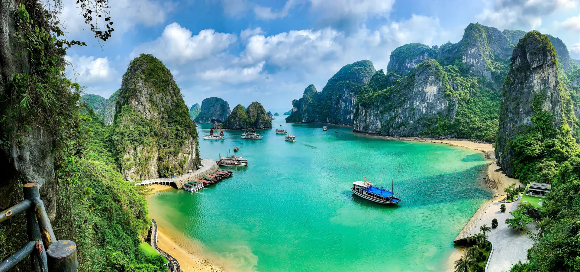 Avila Travel Bahía de Halong
