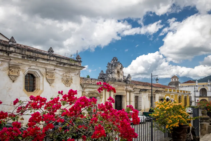 Historia de Avila Viajes en Guatemala