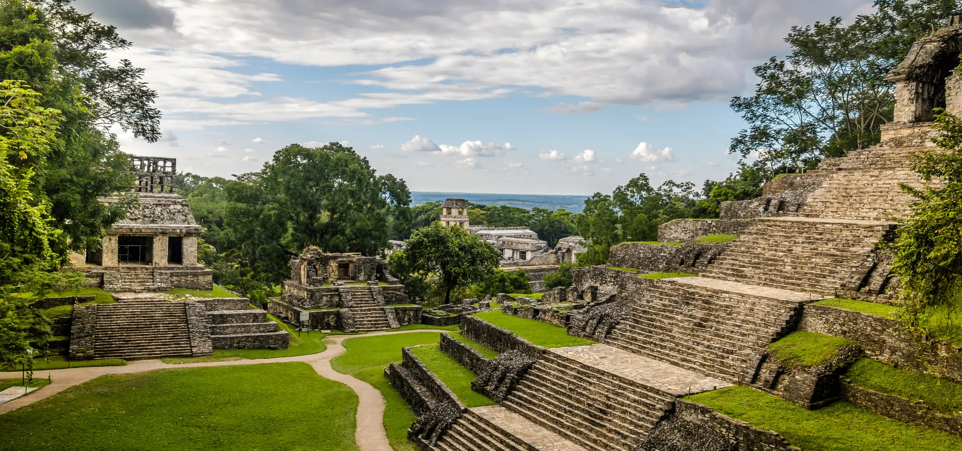 Avila Travel México templo maya