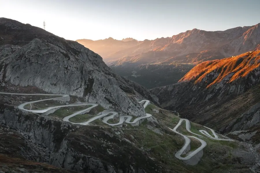 1770823749327turismo suizo st3x2airolo paso del Gotthard 133731