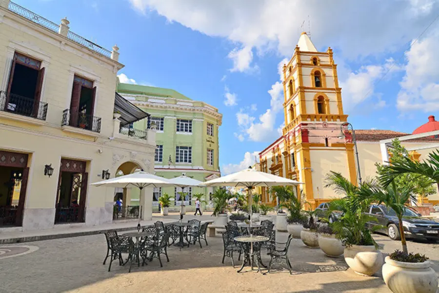 Exterior 2