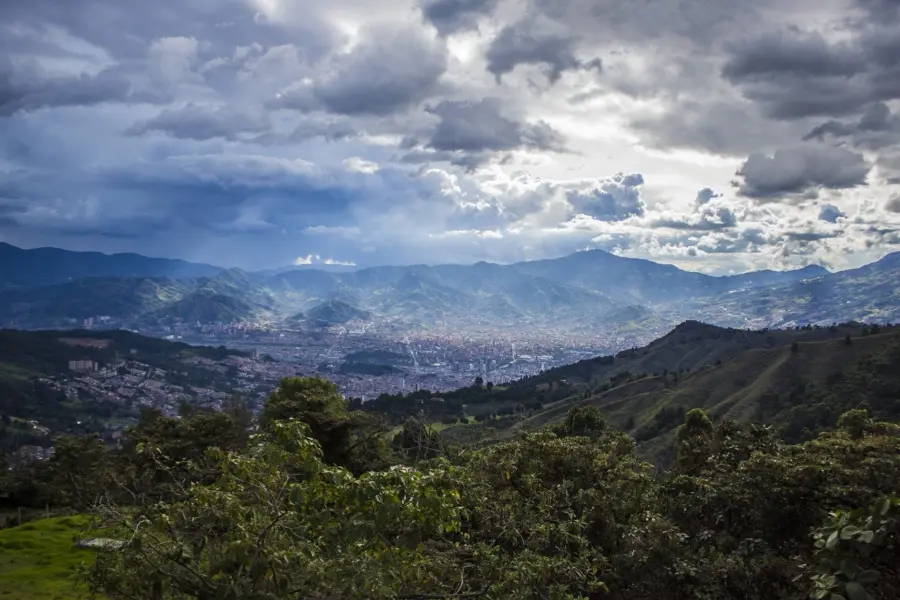 Medellín g73f65778c 1920