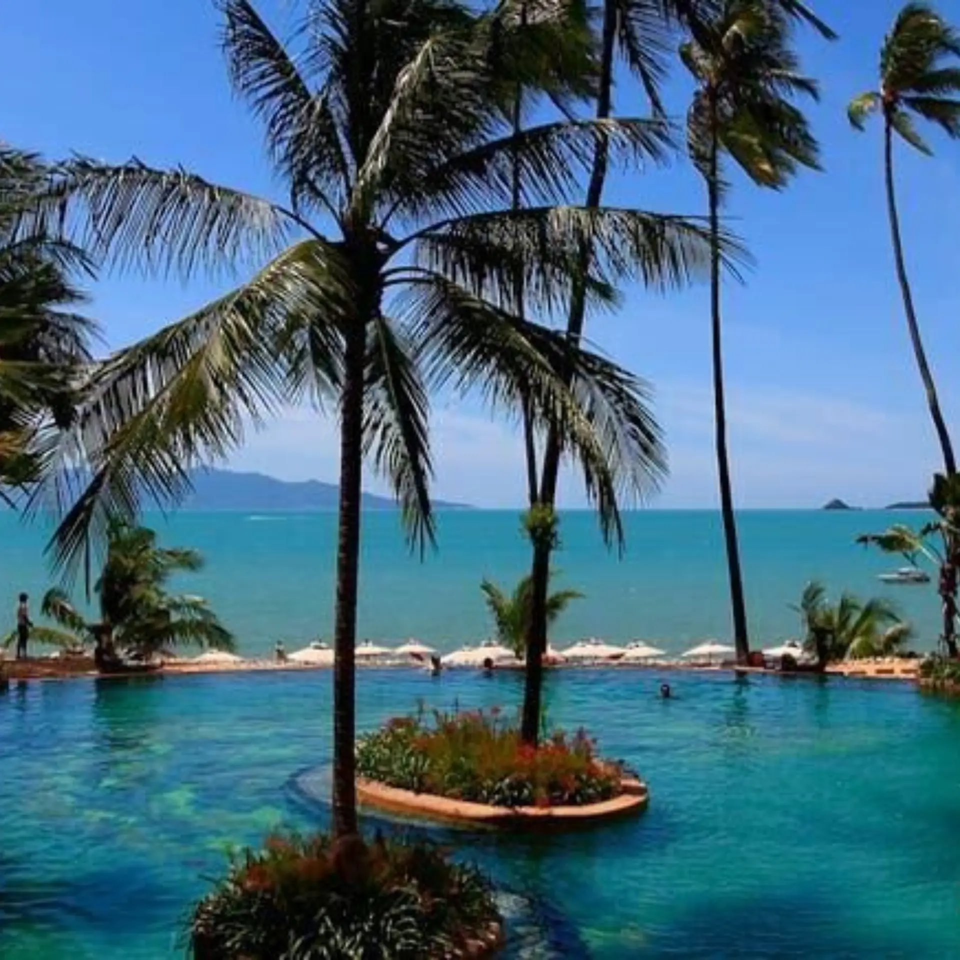 Piscina del Anantara Bophut Samui con unas vistas impresionantes 411