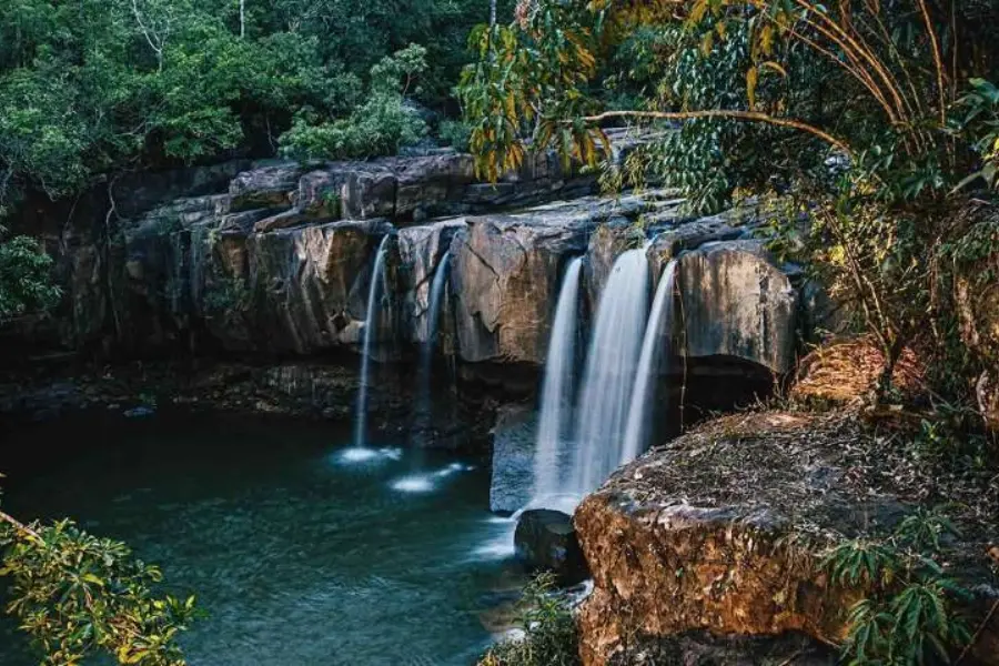 Bc smw piscina de roca y cascada2