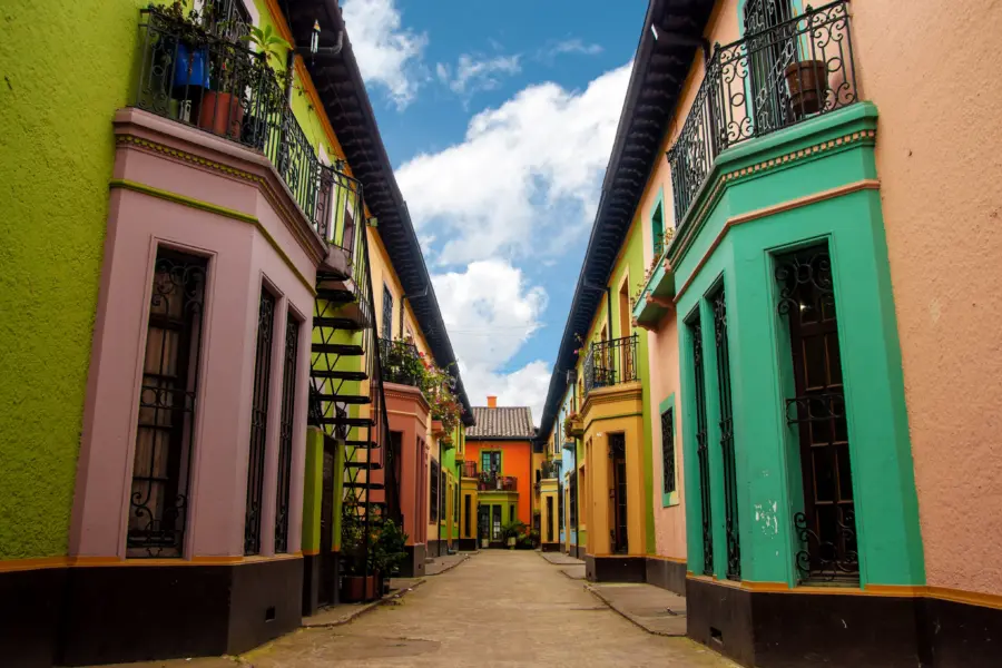 Coloridos edificios históricos