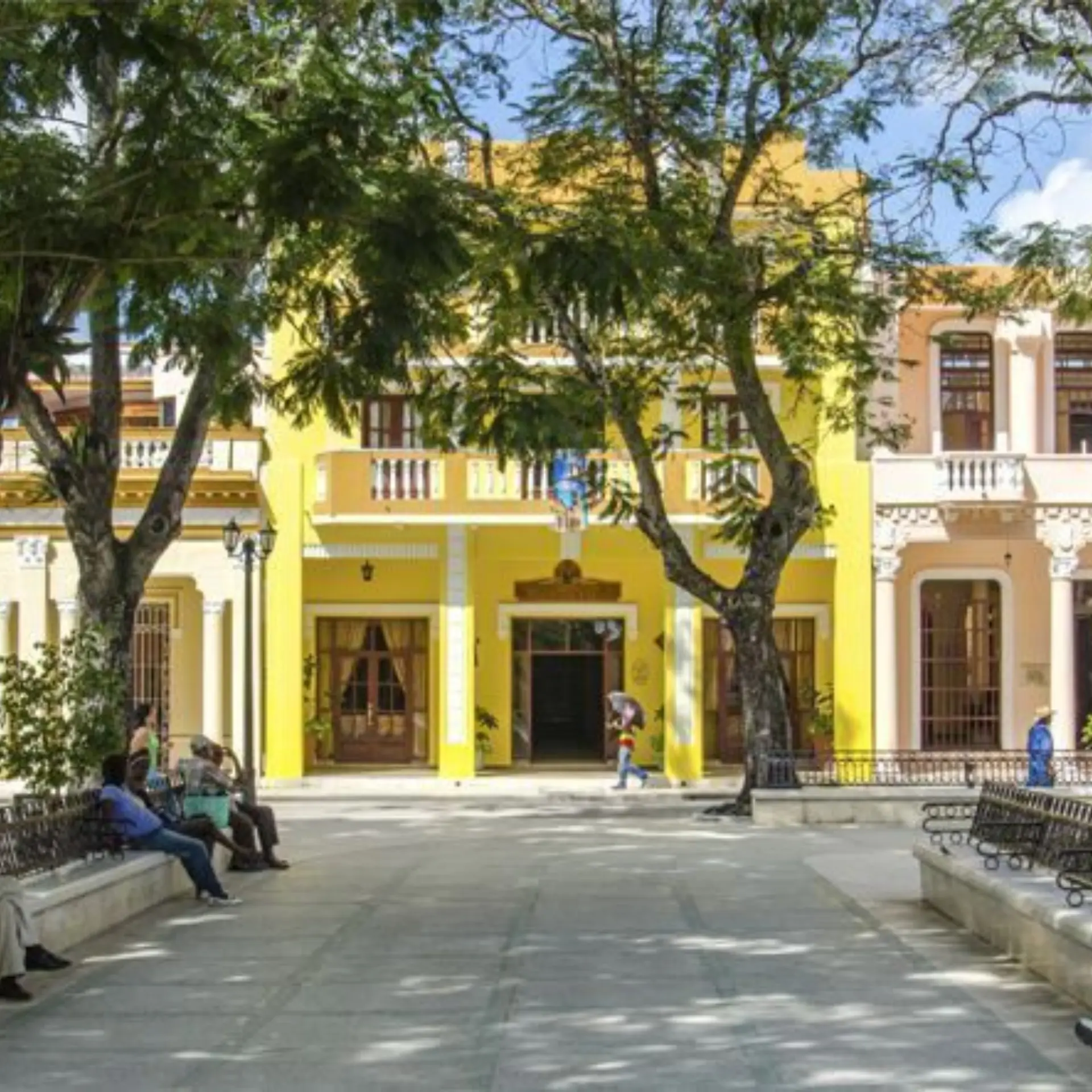 Exterior 2